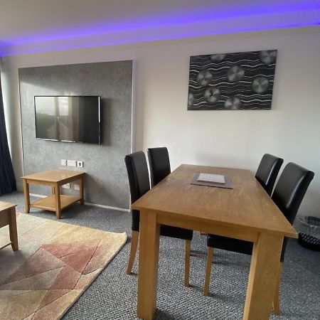 Pure Apartments Fife - Dunfermline - Pitcorthie מראה חיצוני תמונה